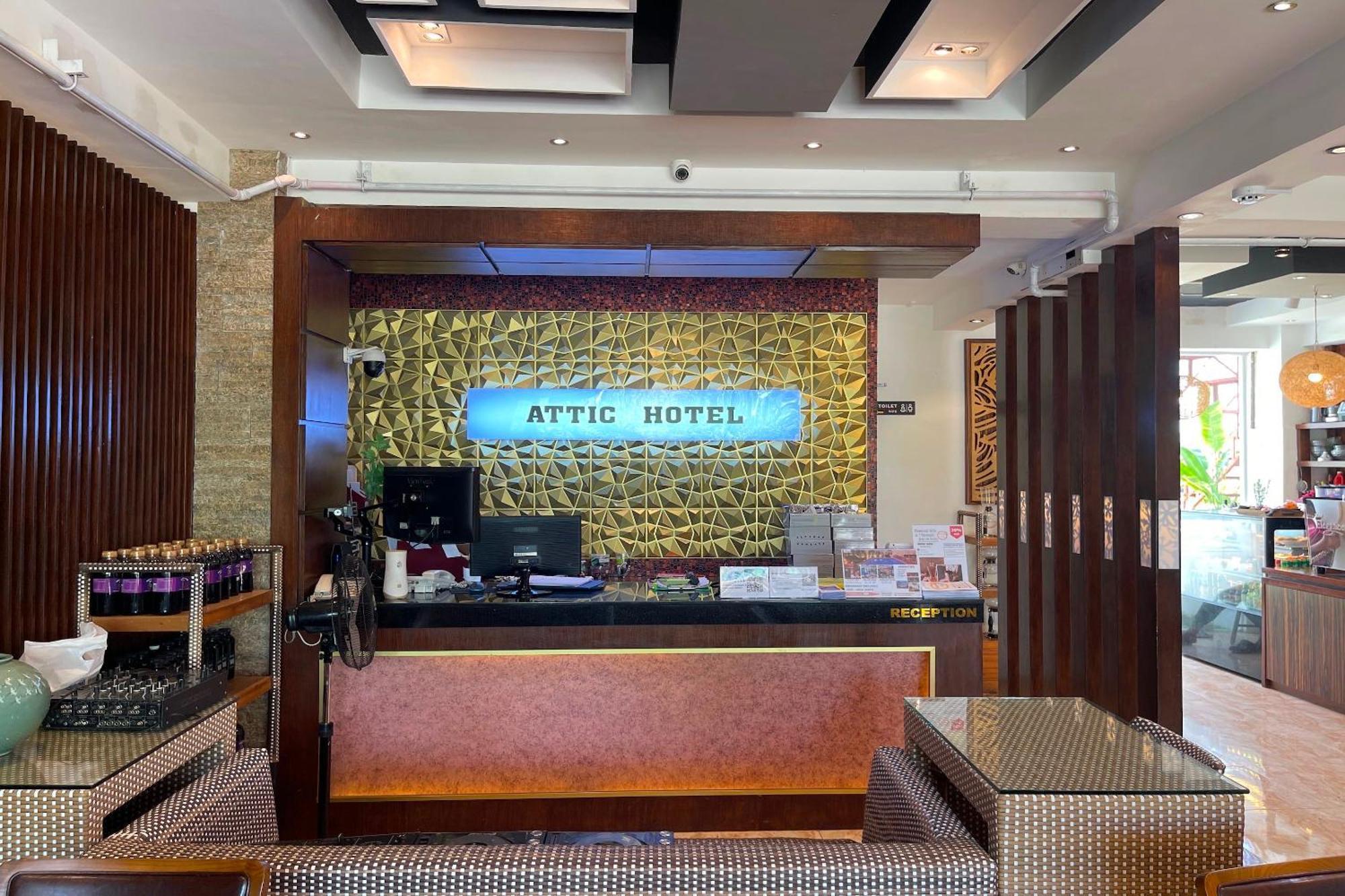Attic Capsule Hotel Marigondon  Zewnętrze zdjęcie